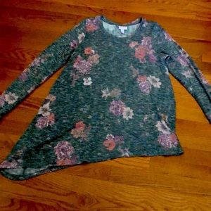 Asymmetrical gray thin sweater